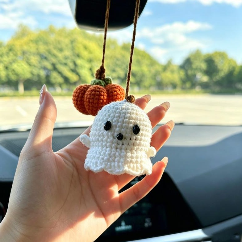 Fantôme au Crochet pour Rétroviseur – Déco Halloween
